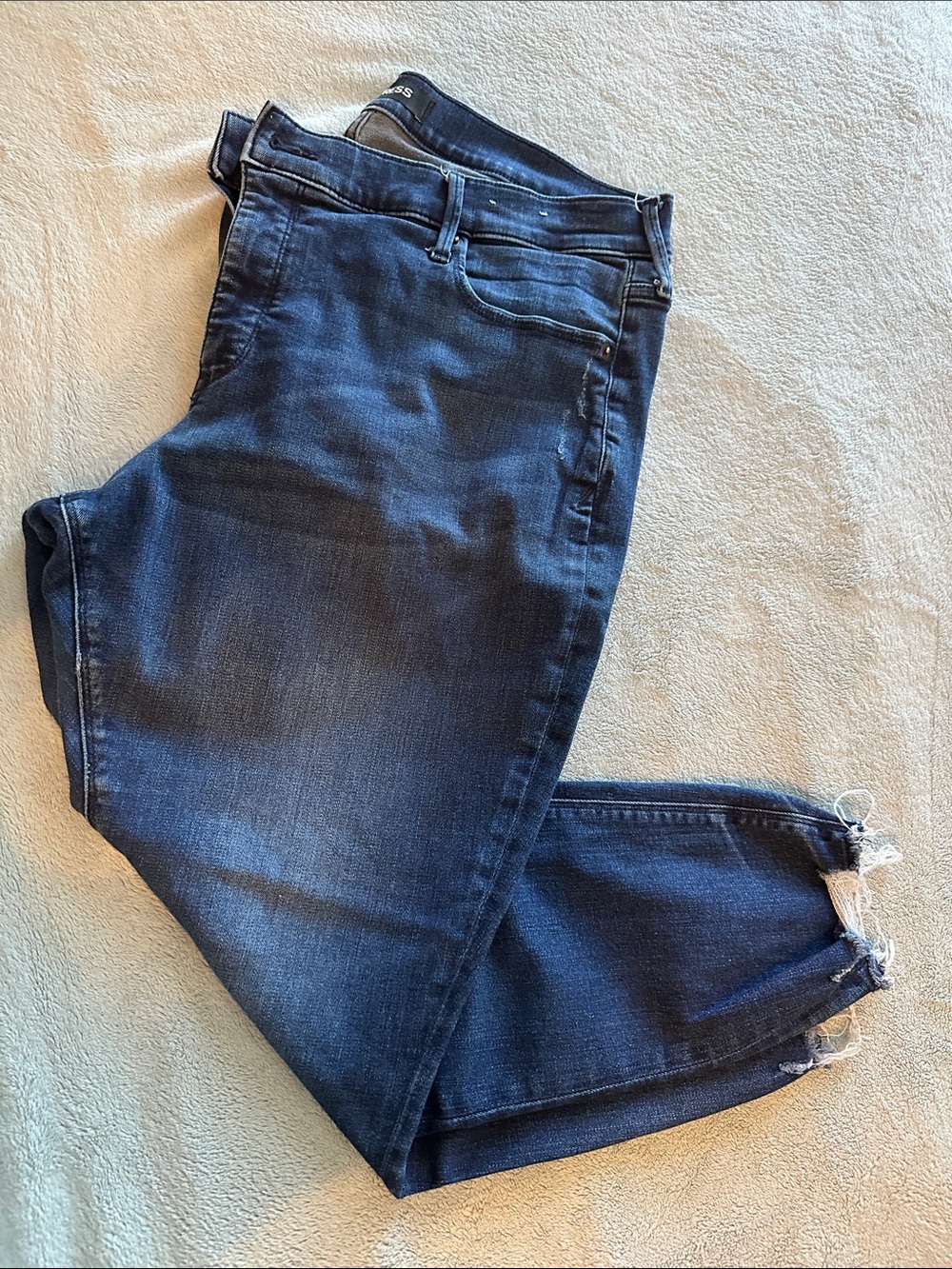 Express Perfect Curves Ankle Legging Crop Jeans - Mid Rise 16S